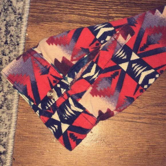 BDG Womens Large Red Button Shirt Aztec, Soft - Picture 4 of 4